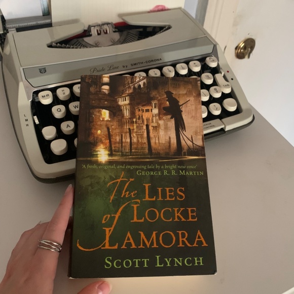 The Lies of Locke Lamora book for sale - Picture 2 of 3